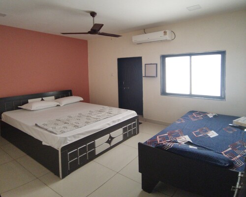 3 Person AC Room